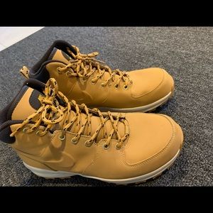 Nike boots